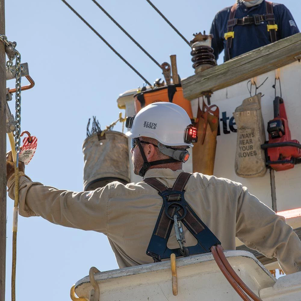 Klein Tools Rechargeable Safety Lamp With Magnet, Model 56063* 11 Klein Tools Rechargeable Safety Lamp With Magnet, Model 56063* - Image 9